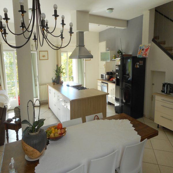 Offres de vente Maison de village Ampus 83111